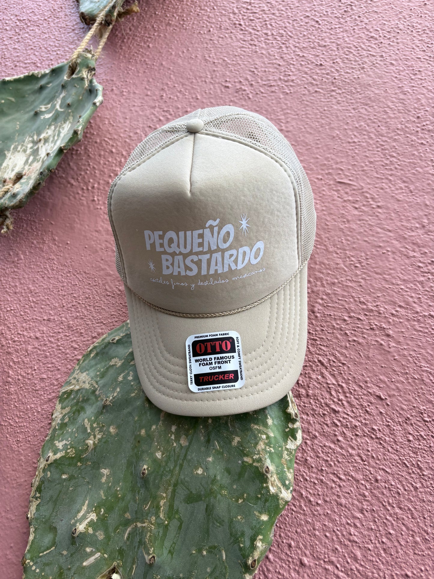 Trucker hat